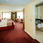 Glashaus 3* Tallaght