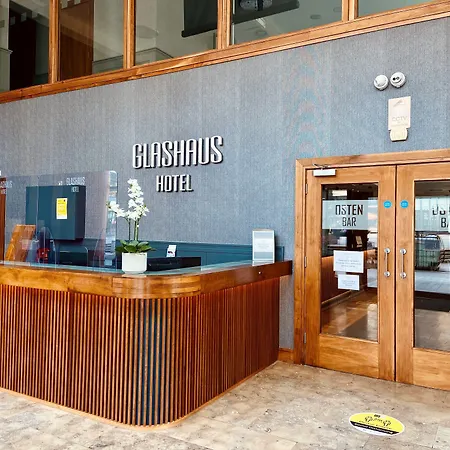 Glashaus Hotel 3*