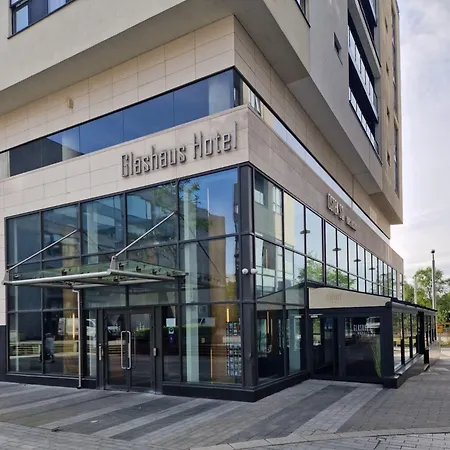 Glashaus 3* Tallaght