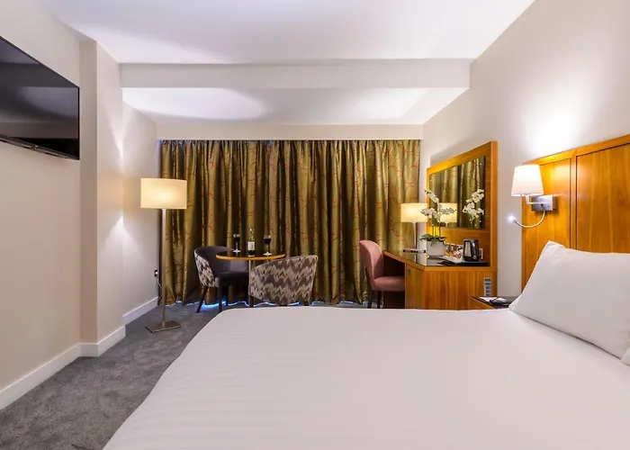 Glashaus 3* Tallaght