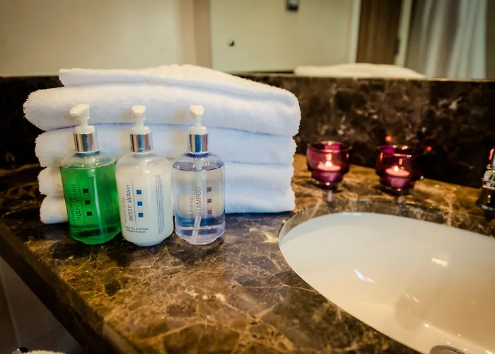 Glashaus 3* Tallaght